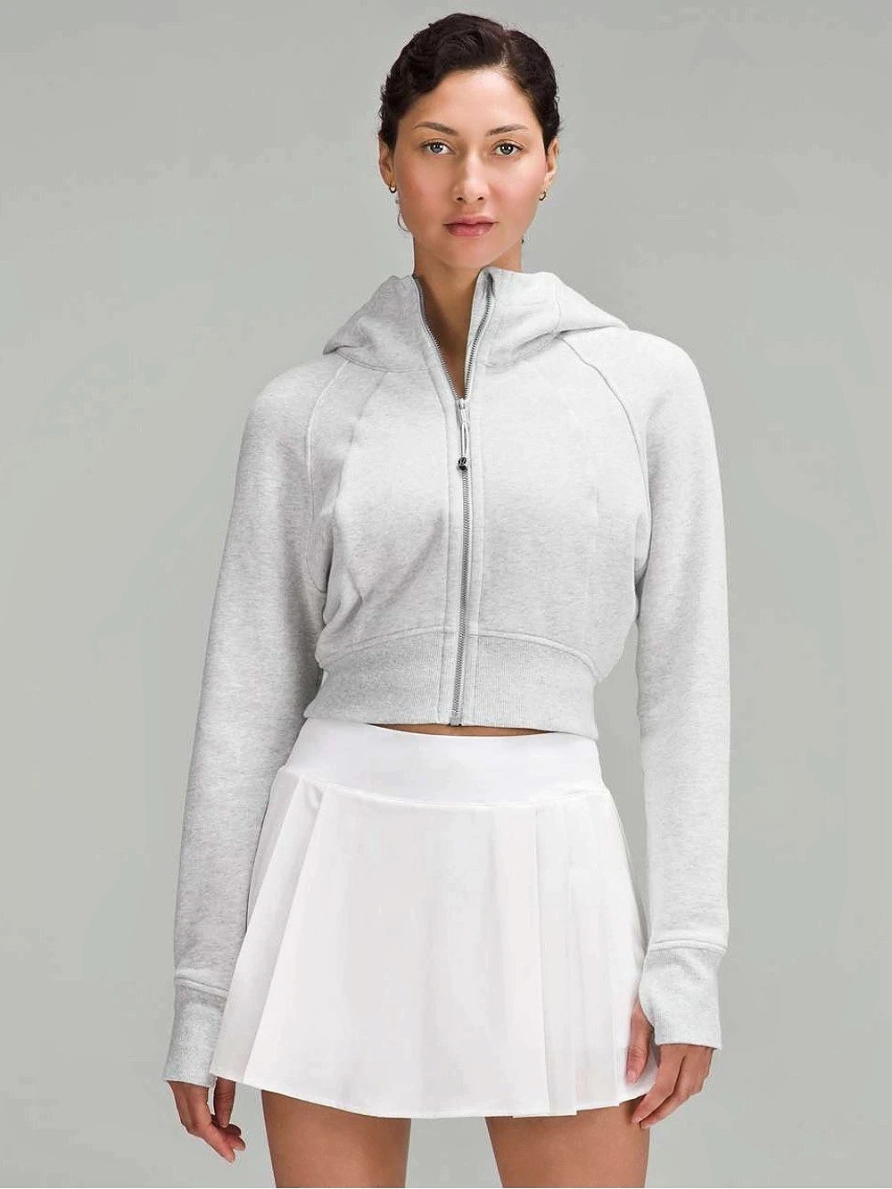 Lululemon Scuba Full-Zip Cropped Hoodie
Heathered Core Ultra Light Grey size 6